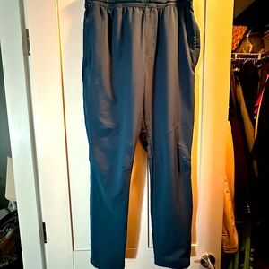 Like new pair of under armour workout pants
